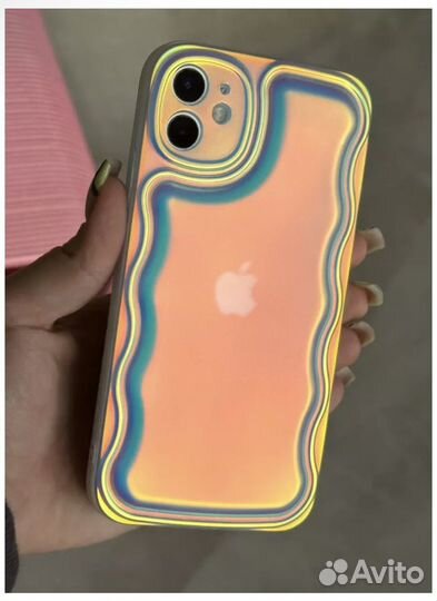 Чехол на iPhone 11