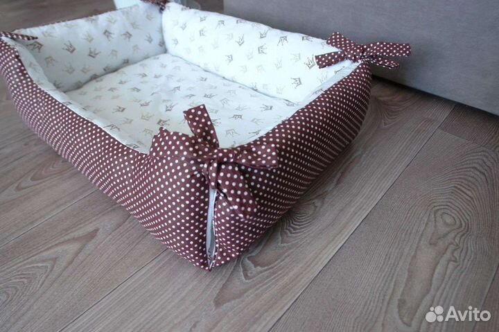 Лежанка для кошек и собак