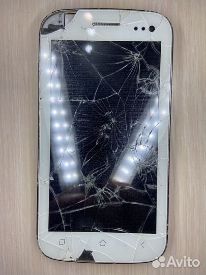 Fly IQ450 Horizon, 4 ГБ