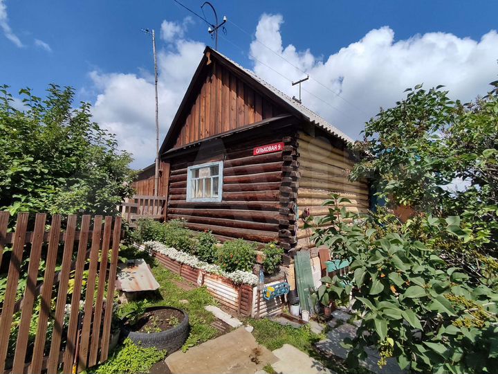 Дача 33,3 м² на участке 10 сот.