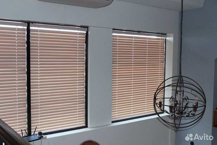 Жалюзи интерьерные