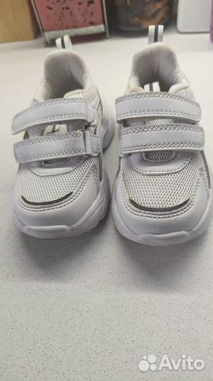 Кроссовки для девочки 24 размер