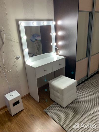 Трюмо трельяж с зеркалом