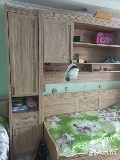 Кровать, шкаф, пенал, стол