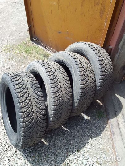 Nordman Nordman 4 215/60 R16