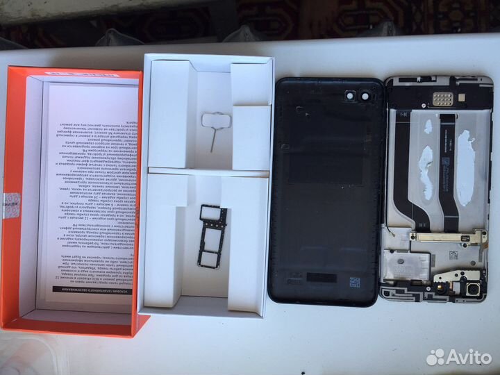 Телефон Xiaomi redmi 6a