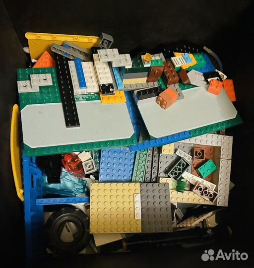 Lego коробка разных конструкторов