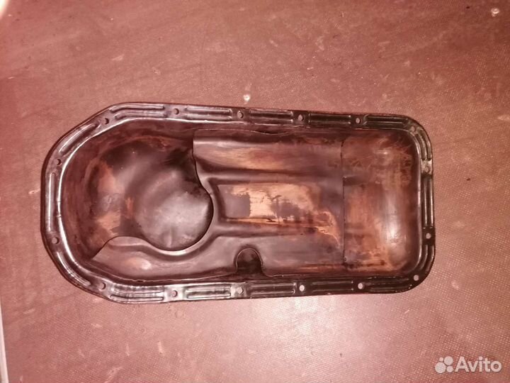 Поддон картера двигателя