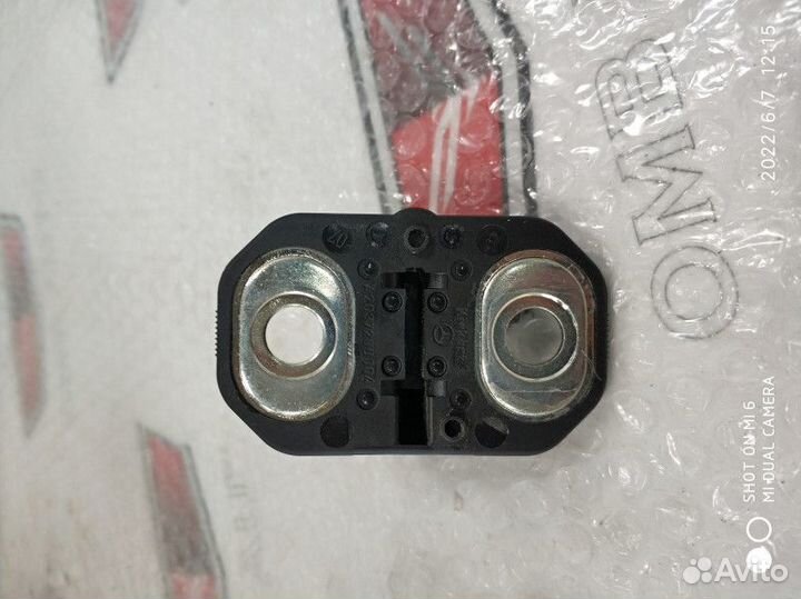 Ответная часть замка двери Мерседес W211