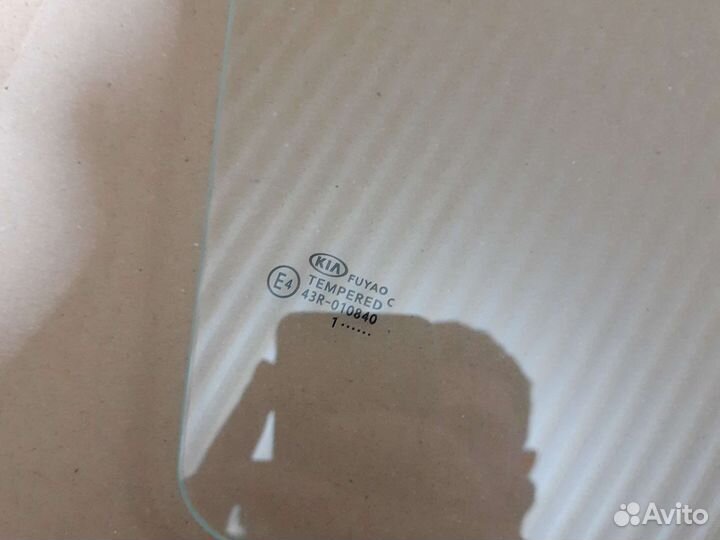 Стекло переднее правое Kia rio 4 17