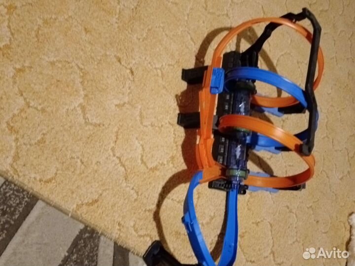 Трасса hot wheels