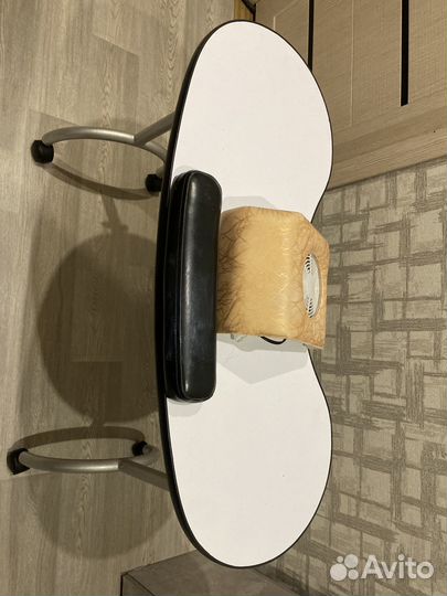 Маникюрный стол складной бу