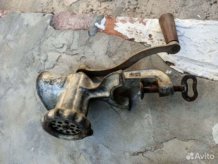 Мясорубка ручная