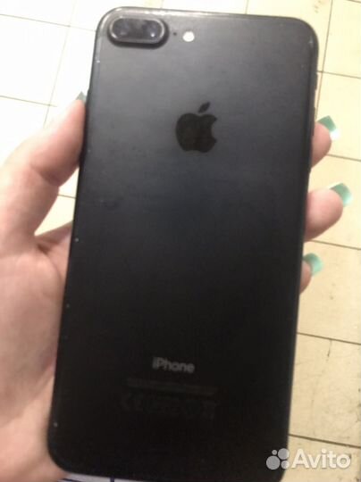 Телефон iPhone 7 plus
