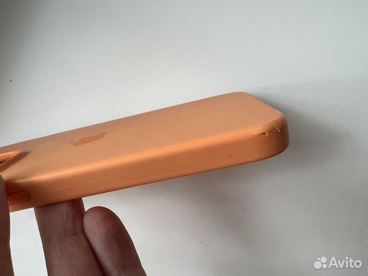 Чехол на iPhone 13 pro