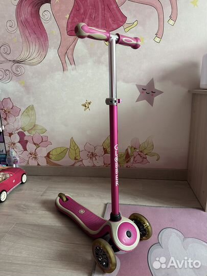 Globber primo plus lights color