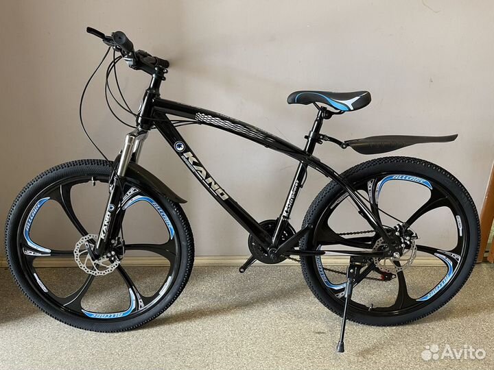 Велосипед на литых дисках