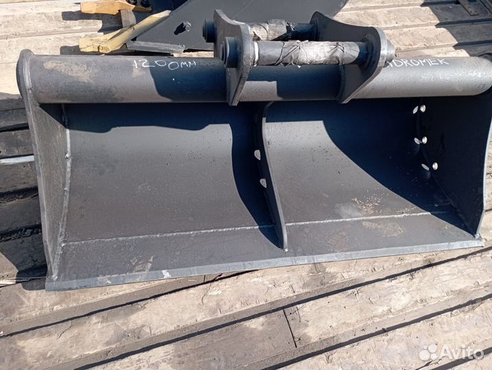 Mecalac TLB 1200-1500мм планировочный ковш