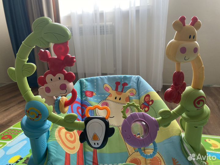 Шезлонг детский Fisher Price