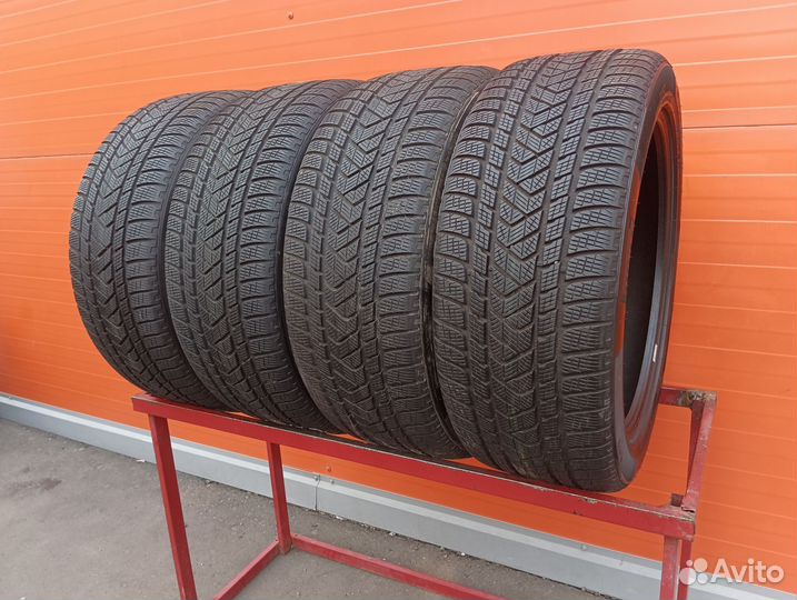 Pirelli Scorpion Winter 275/45 R21 111V
