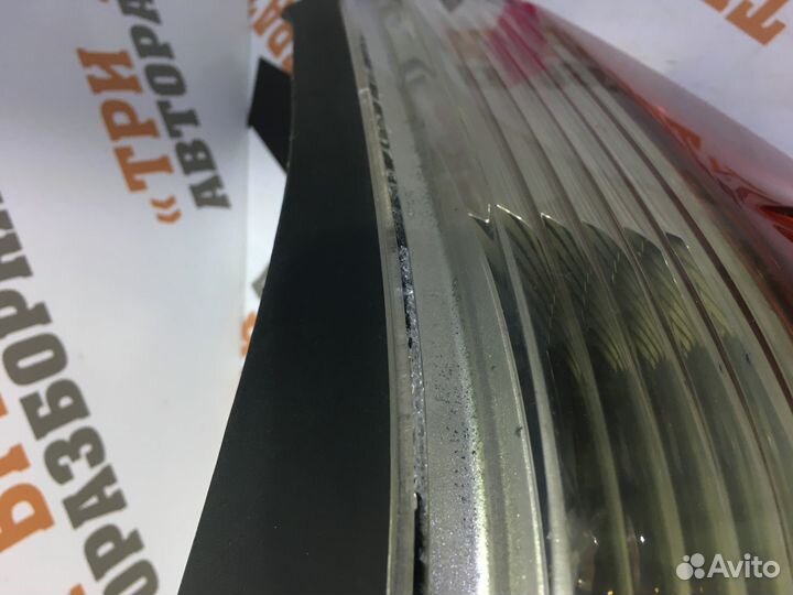 Бмв 5 серия фонарь задний правый Прав