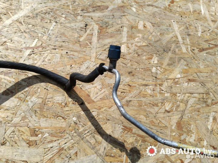 Трубка кондиционера Nissan Primera 12