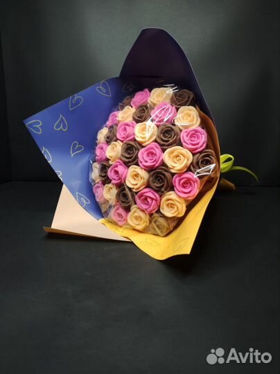 Шоколадные Розы - 37 шт в Букете