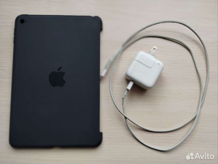 iPad mini 4 64gb