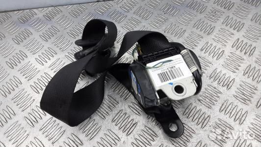 Ремень безопасности с пиропатроном сиденья передне