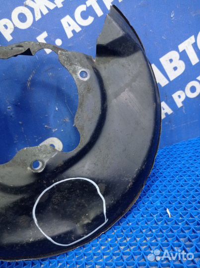 Пыльник тормозного диска Honda Accord 7 седан 2006