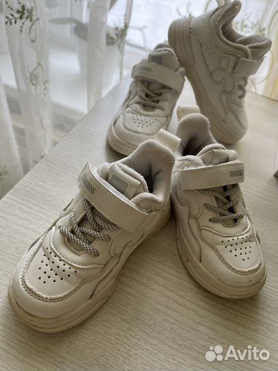 Кроссовки для девочки