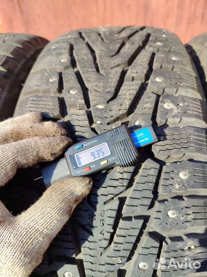 Nokian Tyres Hakkapeliitta 7 SUV 225/60 R17