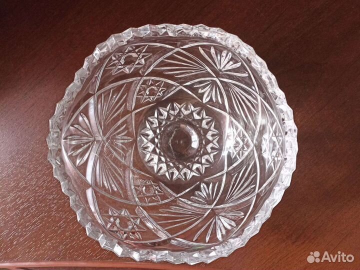 Хрустальные вазы