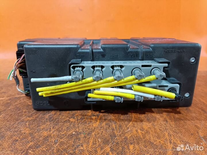 Компрессор центрального замка Mercedes W220