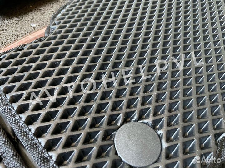 3D коврики Prius Alpha