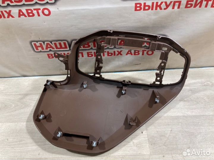 Накладка на торпедо LADA Xray хэтчбек 2017