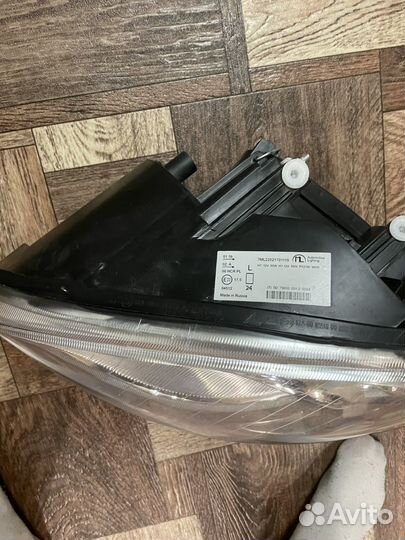 Фара левая priora