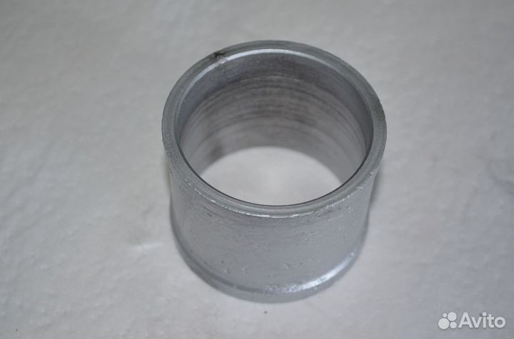 Втулка проставочная большая 21.32.110