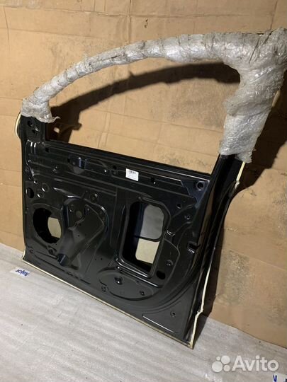 Дверь Audi Q7 4L новая,оригинал