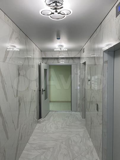 2-к. квартира, 58 м², 4/15 эт.