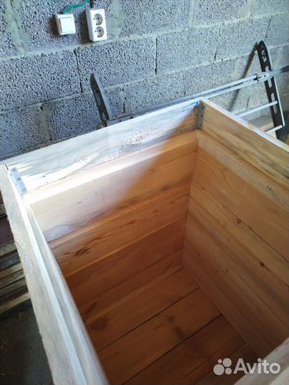 Улей для пчёл, мед