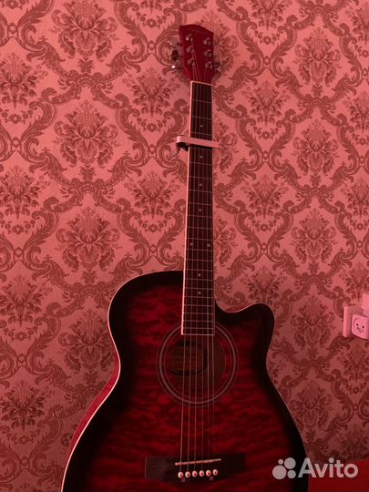 Гитара elitaro