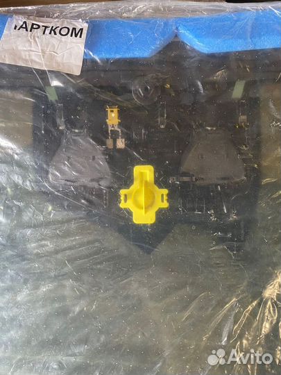 Б/У A2236700501 Стекло ветровое