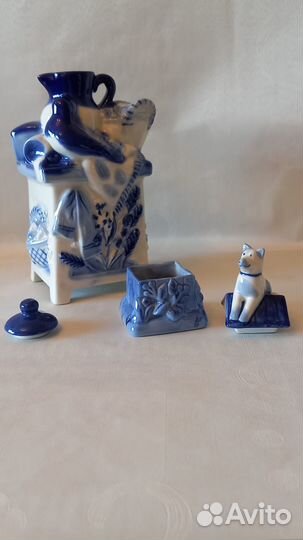 Кувшин - фигурка из фарфора