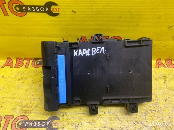 Блок предохранителей Dodge Caravan EFA 2000