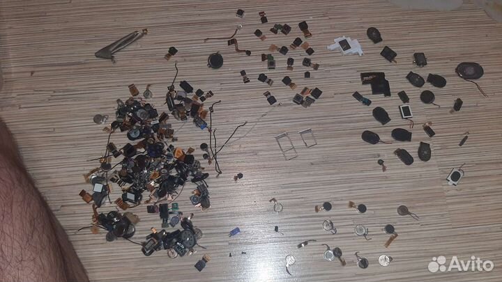 Запчасти от телефонов
