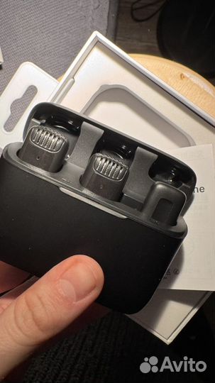 Микрофон петличка Ulanzi J12 lightning