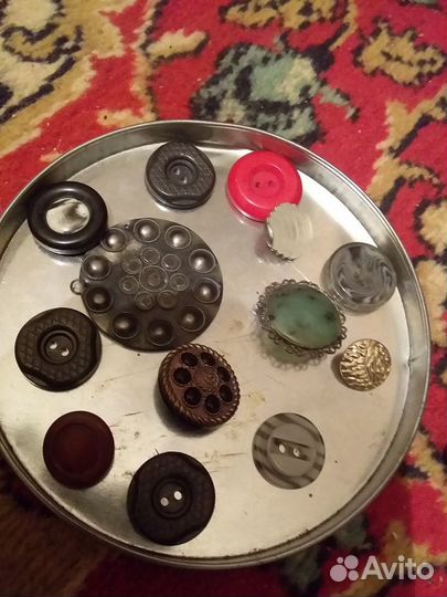Тем, кто шьёт: пуговицы, фурнитура оптом (3,5 кг)