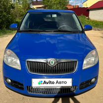 Skoda Fabia 1.6 AT, 2009, 222 300 км, с пробегом, цена 590 000 руб.