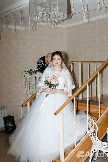 Свадебное платье